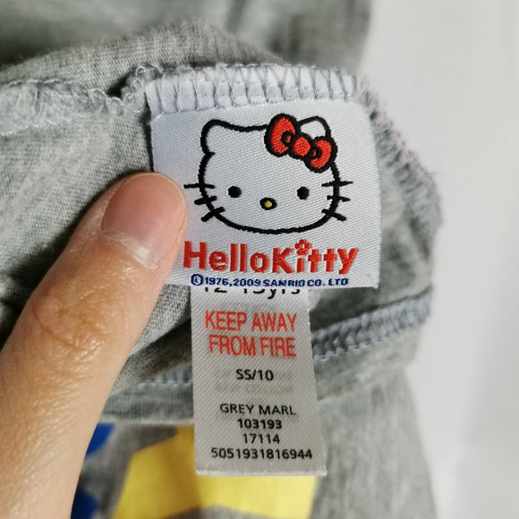 Sanrio Hello Kitty Embellished Sparkly T-Shirt - Picture 5 of 8